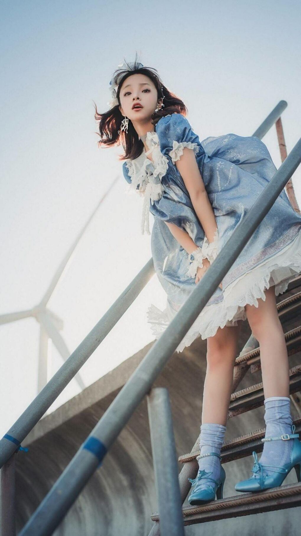 技惊四座,球员飞身扣篮让观众惊呼连连!,飞人扣篮是什么牌子