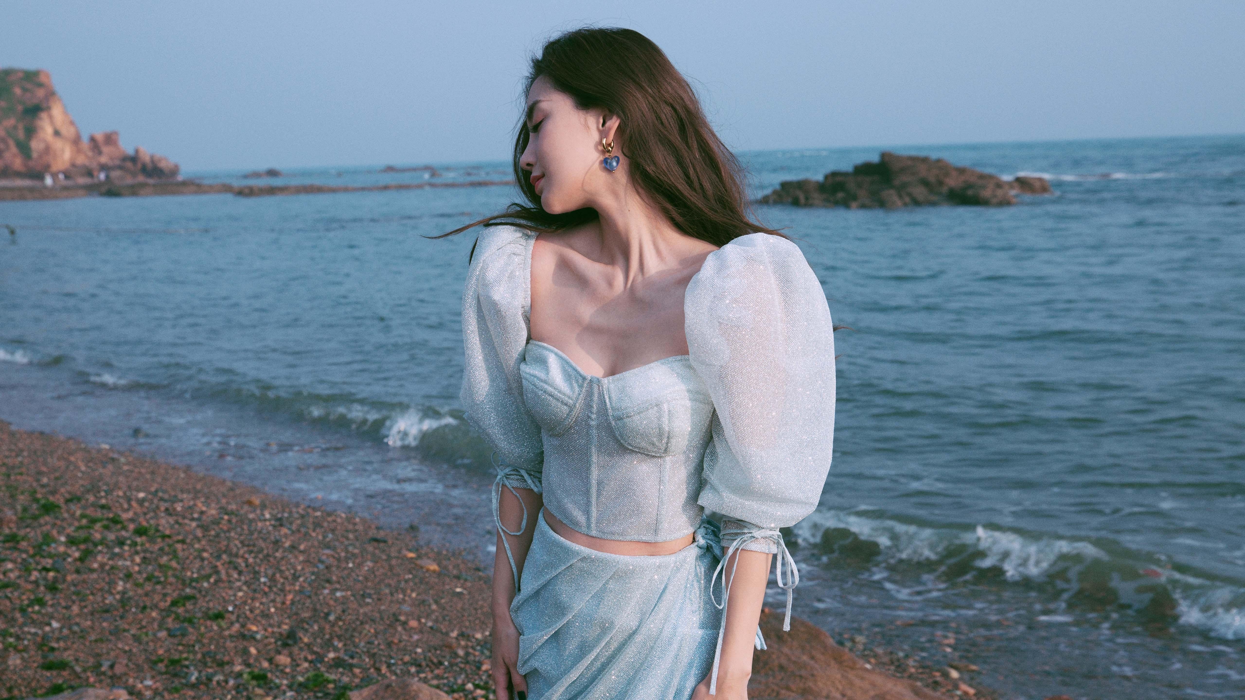 莱斯特城球迷热情高涨,支持球队重返巅峰,莱斯特城集锦