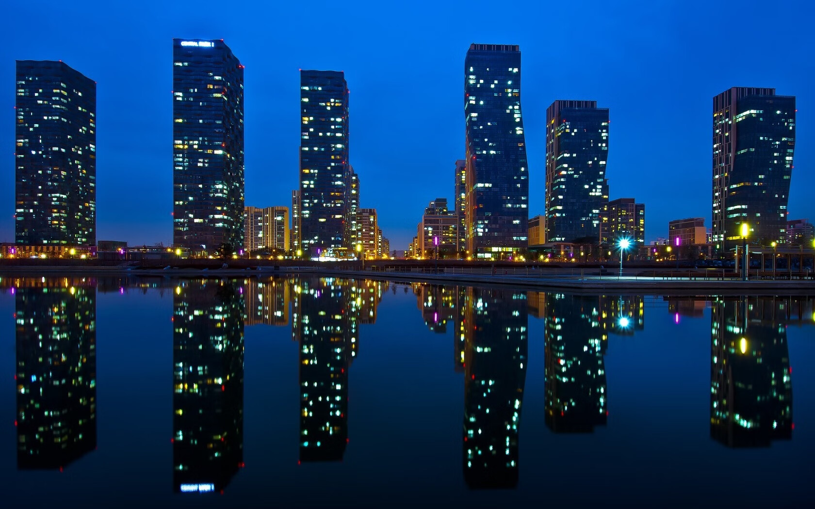 爱游戏中国官方登录入口网站-丹·卡特的罚球精准度：全黑队的重要得分来源，丹.卡特